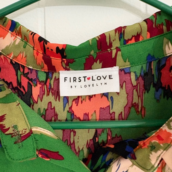 First Love Multicolor Abstract Blouse - Picture 2 of 3